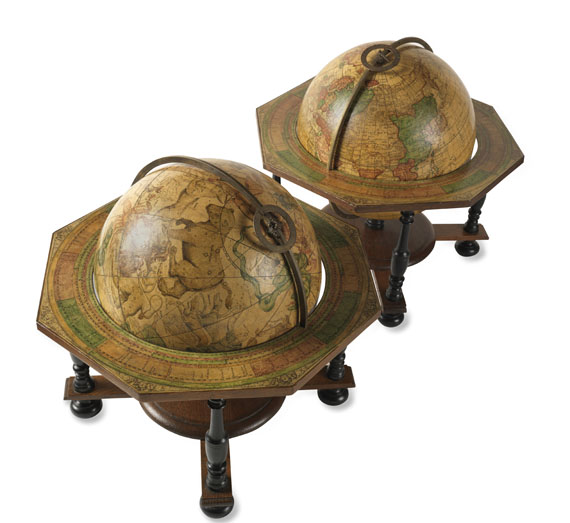  Globus - Pair of Celestial and Terrestrial Globes, 32 cm diameter. J. G. Doppelmayr 1728 (revised ed. by W. P. Jenig, 1789/90). - 