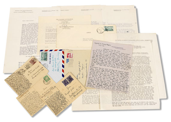 Theodor W. Adorno - 14 Briefe, Postkarten, dazu 3 Umschläge.